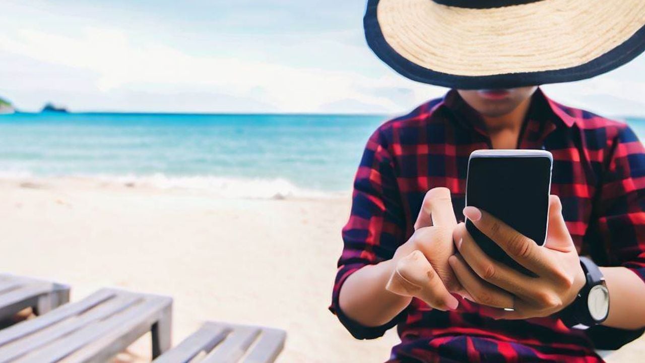 Accesorios de celular que no pueden faltar en las vacaciones