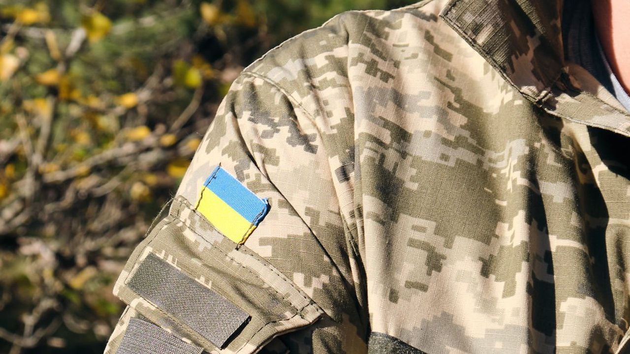 Un soldado ucraniano fue sometido a torturas por el ejército de Rusia (imagen de referencia)