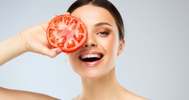 Cuidado de la piel con tomate