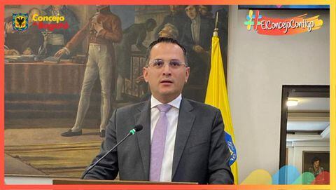 El actual vice contralor, Julián Ruíz, respondió a las preguntas de los concejales en medio de la convocatoria pública para elegir contralor de Bogotá.