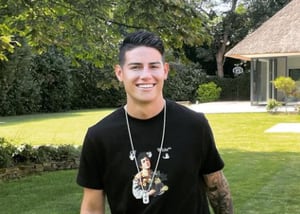 James Rodríguez , futbolista colombiano que tiene dos hijos: Salomé y Samuel.