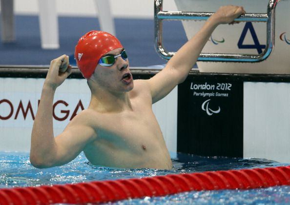 Entre los participantes se encontraba el ganador de la medalla de oro paralímpico en los 400 m estilo libre de natación en Londres 2012 Josef Craig, de 25 años (Photo by Ian MacNicol/Getty Images)