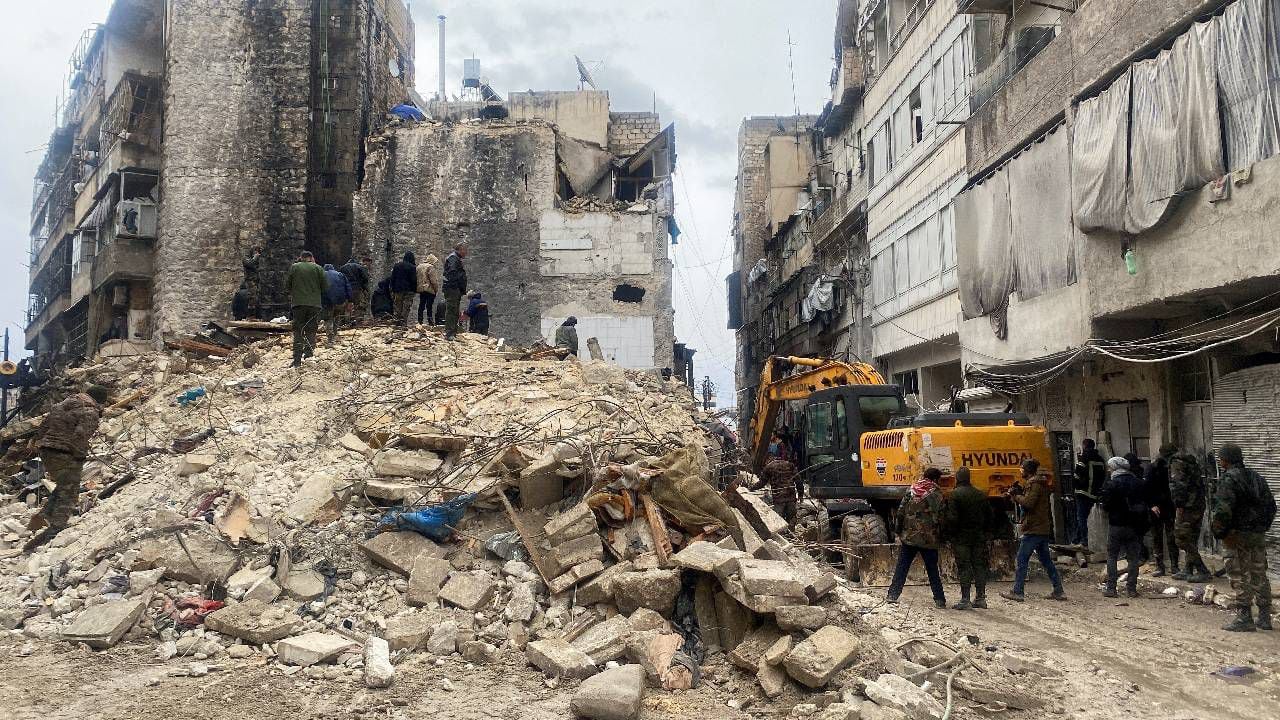 Consecuencias del terremoto en Alepo, Siria.