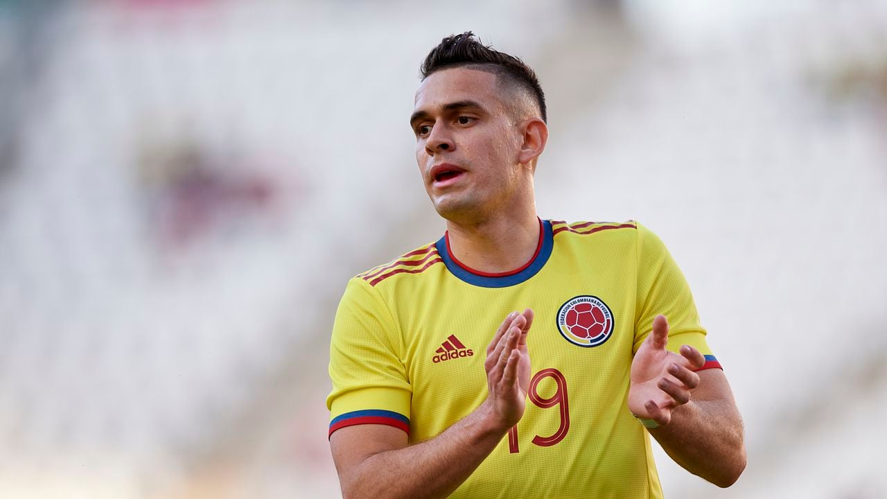 MURCIA, SPAIN - JUNE 05: Rafael Santos Borre of Colombia reacts during the international friendly match between Saudi Arabia and Colombia at Estadio Enrique Roca on June 05, 2022 in Murcia, Spain. (Photo by Silvestre Szpylma/Quality Sport Images/Getty Images)