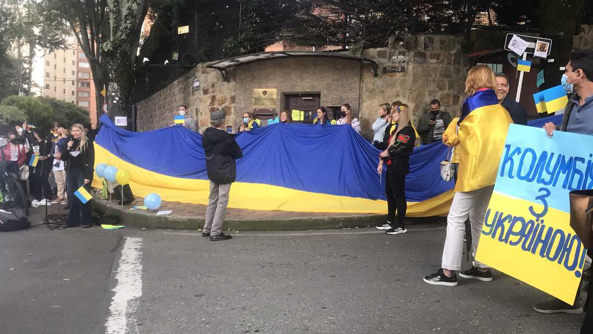 Manifestaciones ante la embajada de Rusia en Bogotá