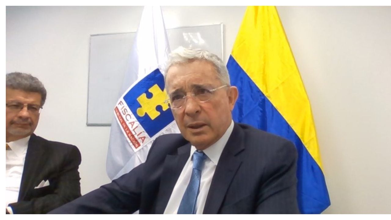 El expresidente Álvaro Uribe, en su interrogatorio en la Fiscalía