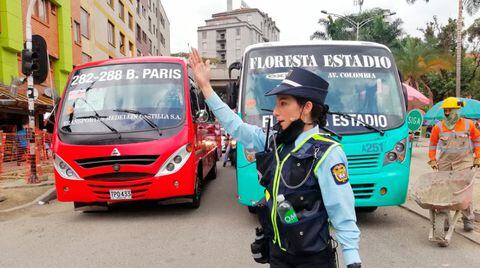 Suben las tarifas de buses en Medellín.