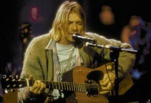 Kurt Cobain, fue el cantante, compositor y guitarrista de Nirvana. Forbes calculó su fortuna en US$55 millones, cifra a la que llegó en los años posteriores a su muerte.
