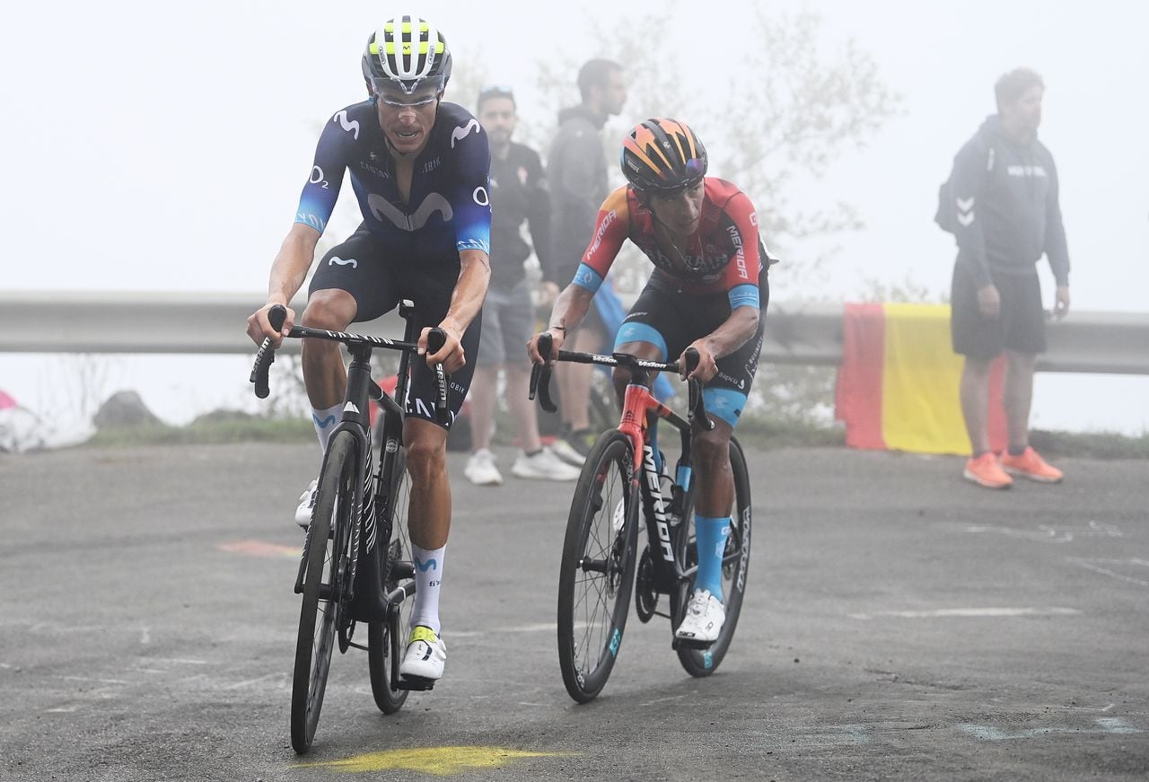 Santiago Buitrago y Enric Mas en la etapa 17 de la Vuelta.