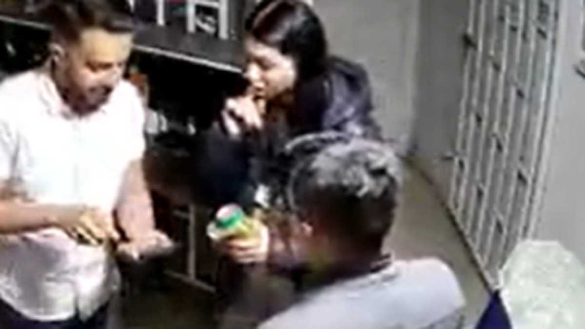 Mujer publica video de ladrones que la robaron en Bogotá y estos le suplican que baje el contenido