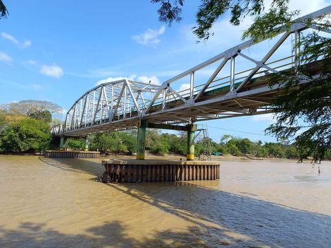 Puente Internacional José Antonio Páez.