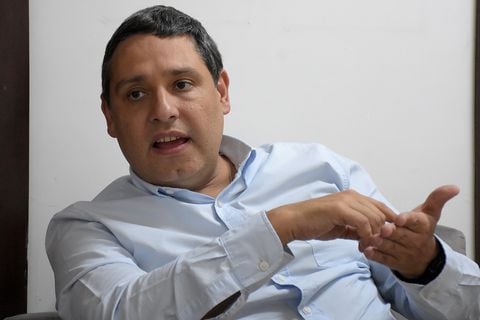 Entrevista a Mauricio Lizcano Ministro de las TICS.