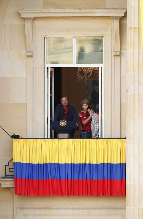 Presidente Gustavo Petro en el balcón de la Casa de Nariño, discurso.