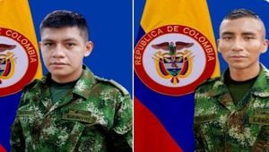 Los soldados asesinados Januar Jhonatan Gutiérrez Titimbo (izquierda) y Juan Climaco Guetocué Volveras (derecha) ambos oriundos de Cauca.