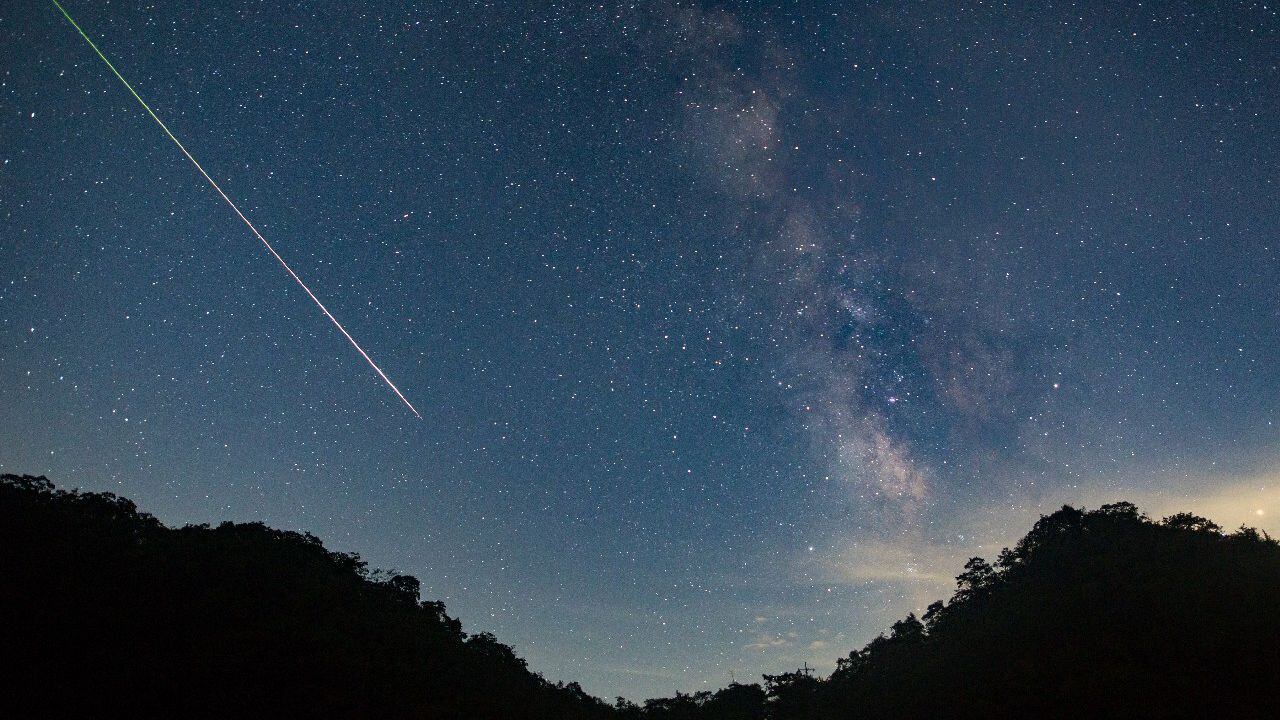 Imagen de referencia de la entrada de un meteorito a la atmósfera de la Tierra.