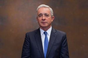 Álvaro Uribe Vélez 
Conexión Congreso
