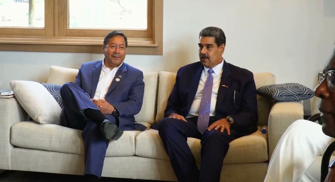 Nicolás Maduro reunión delegaciones y presidente Gustavo Petro