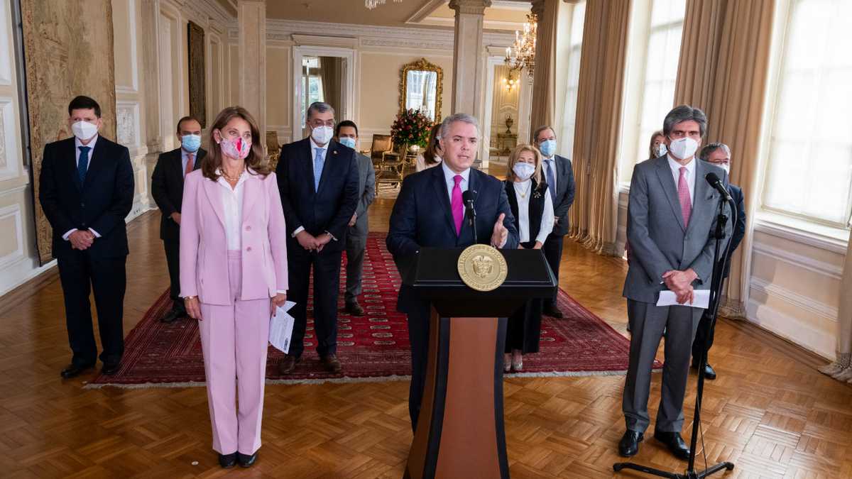 Iván Duque presidente de Colombia reunión con Altas Cortes