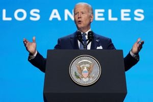El presidente de Estados Unidos, Joe Biden, hablando durante la apertura de la Cumbre de las Américas 2022.