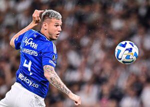 Juan Pablo Vargas con la camiseta de Millonarios