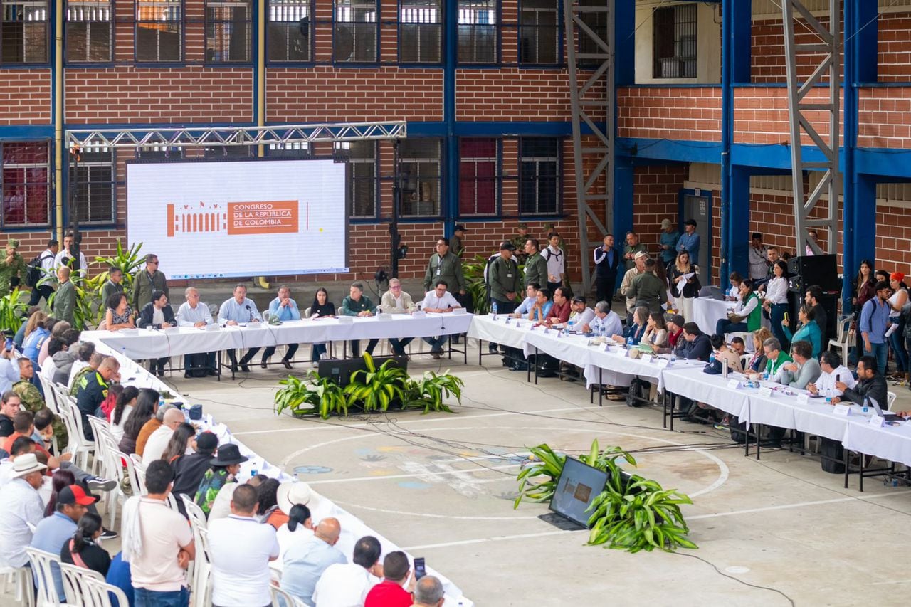 El presidente Gustavo Petro instaló el Puesto de Mando Unificado en Ituango (Antioquia).