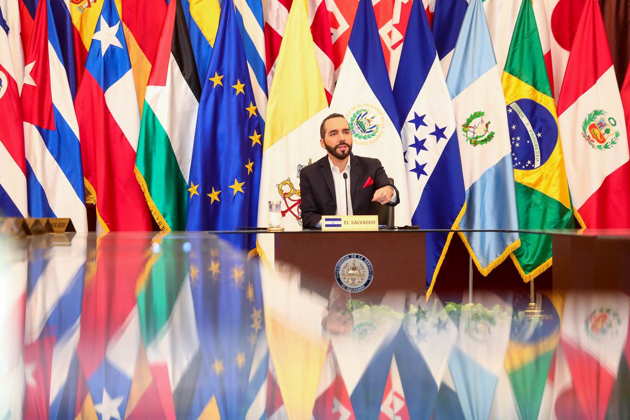 Bukele desafía a EEUU y dice que cambios son irreversibles en El Salvador