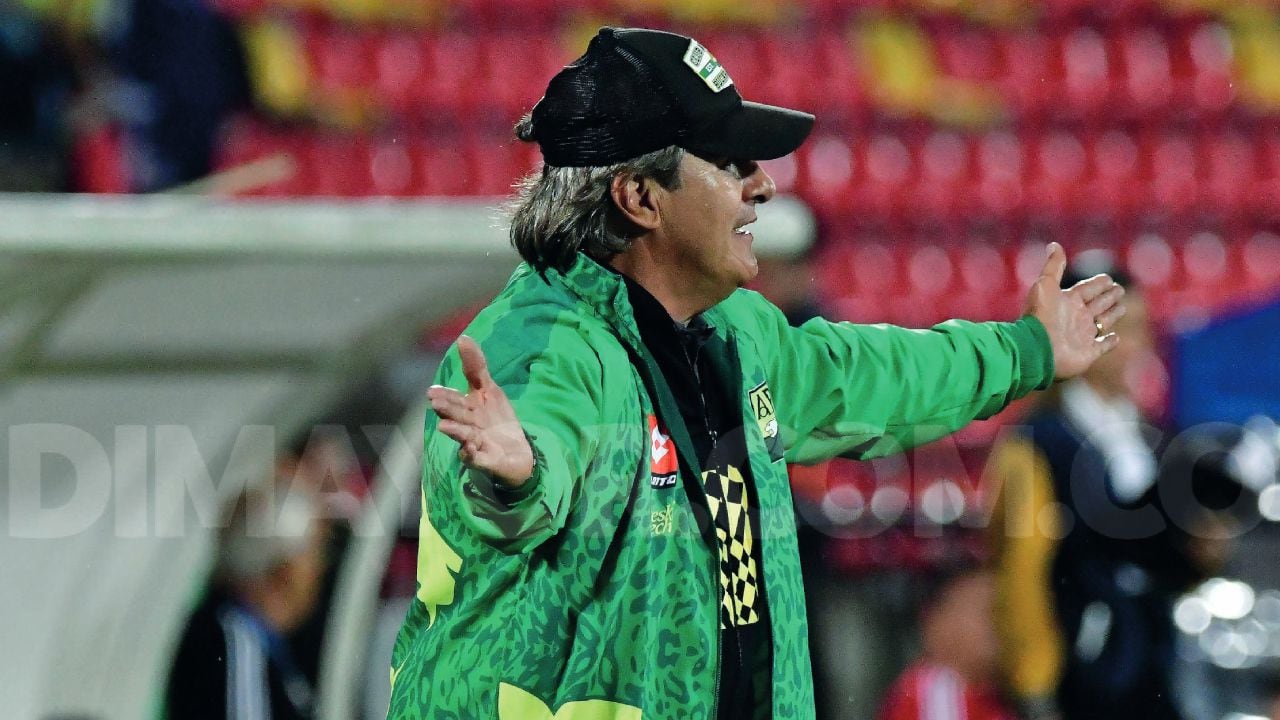 Armando ´Piripi´ Osma  deja de ser el técnico de Atlético Bucaramanga.