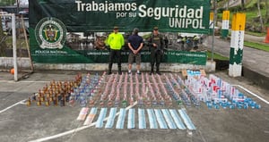 Licor adulterado recuperado en las calles de Medellín.