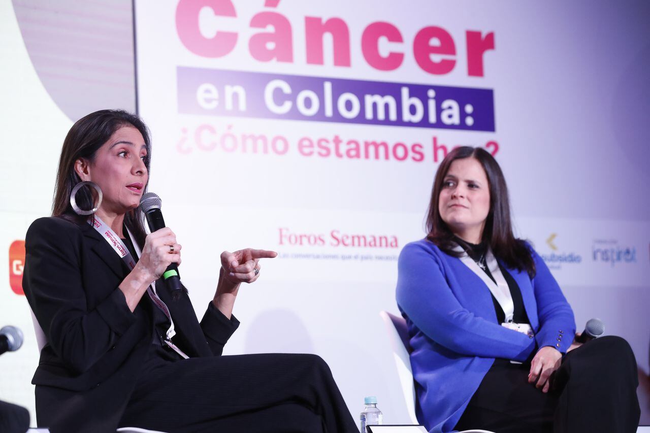 Lina Hinestroza, directora de Fundación AlmaRosa; y Carolina Pineda, fundadora de Amelie