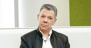  Juan Manuel Santos les ha apostado a diferentes candidatos con distintos alfiles.