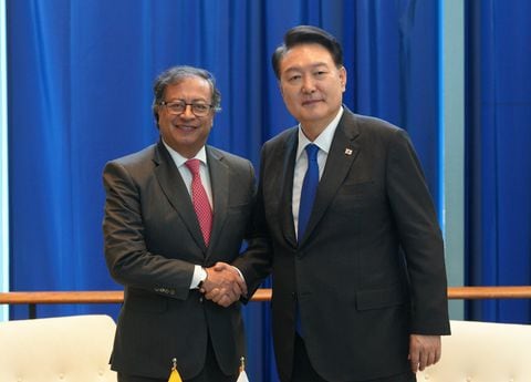 Encuentro de Gustavo Petro con presidente de Corea del Sur, Yoon Suk Yeo