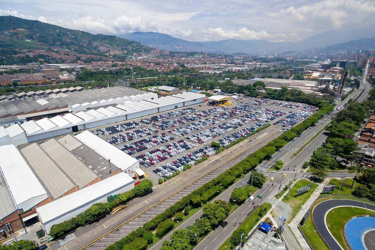La planta de Renault-Sofasa en Envigado tiene actualmente una capacidad de producción de 80.000 vehículos al año.