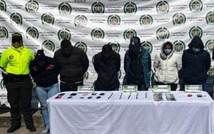 Los capturados son señalados de vender drogas en Soacha y Yacopí.