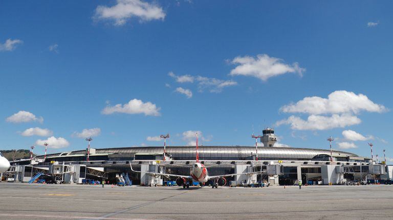 Según las proyecciones, el Aeropuerto Internacional José María Córdova cerrará el año con 14 millones de pasajeros, teniendo una capacidad para solo 10 millones.