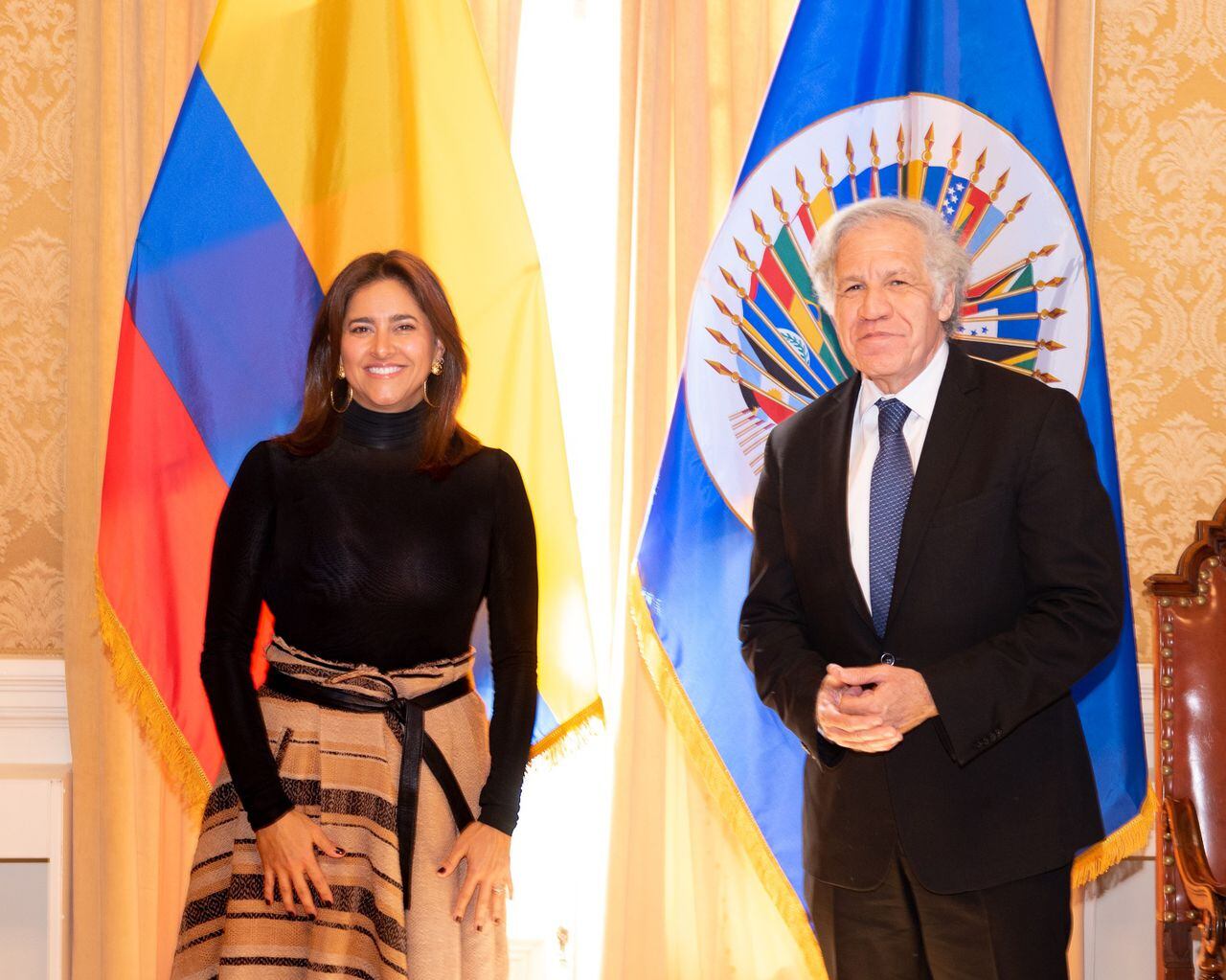 La Primera Dama de la Nación, María Juliana Ruiz, sostuvo una reunión con el Secretario General de la OEA, Luis Almagro.