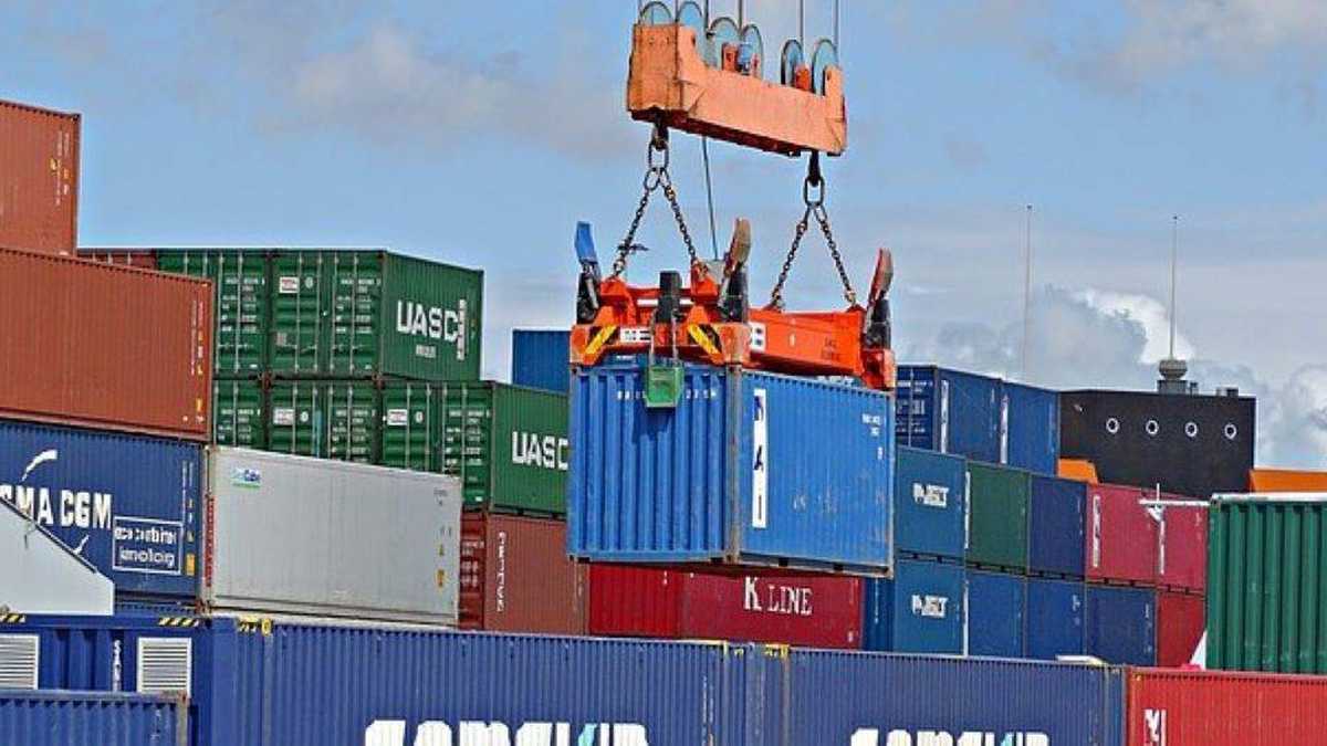 Exportadores rechazan las presuntas restricciones impuestas por el Gobierno.