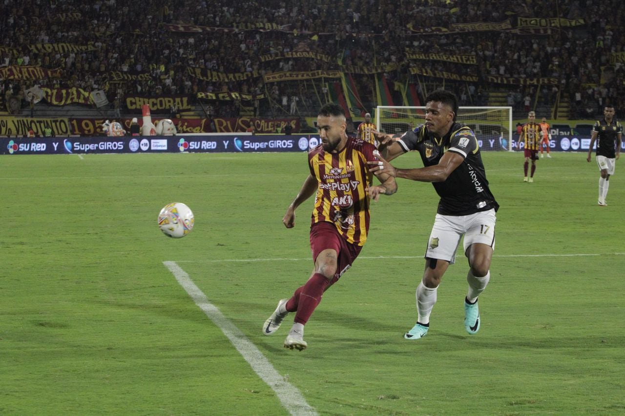 Imagen del partido entre Deportes Tolima y Águilas Doradas por la quinta fecha de los cuadrangulares semifinales de la Liga colombiana 2023.