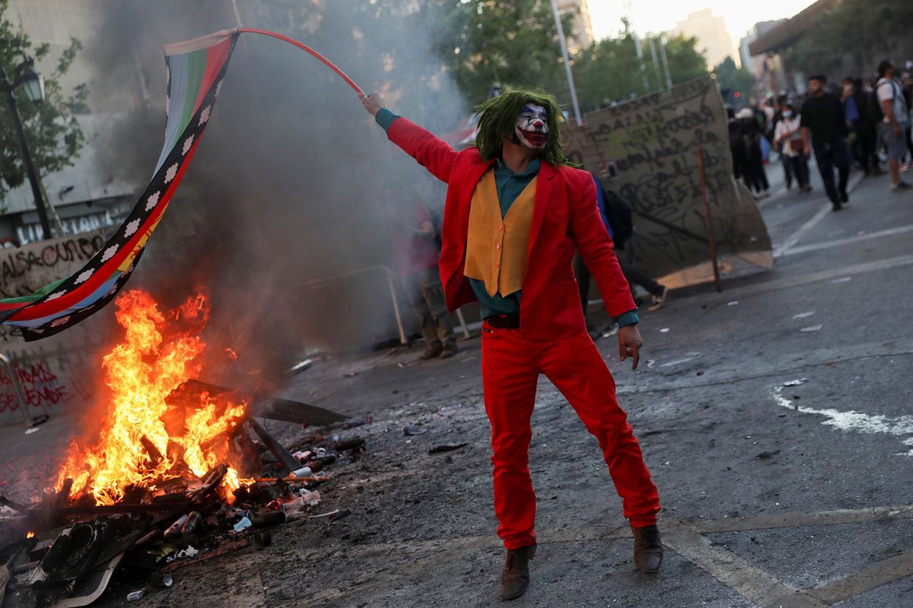 En Imágenes : Protestas en Chile por aniversario contra el gobierno