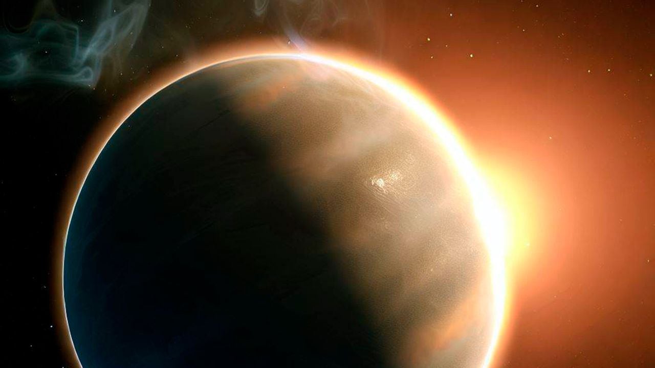 Ilustración de un exoplaneta con vapor de agua en su atmosfera a causa del calor de su estrella.