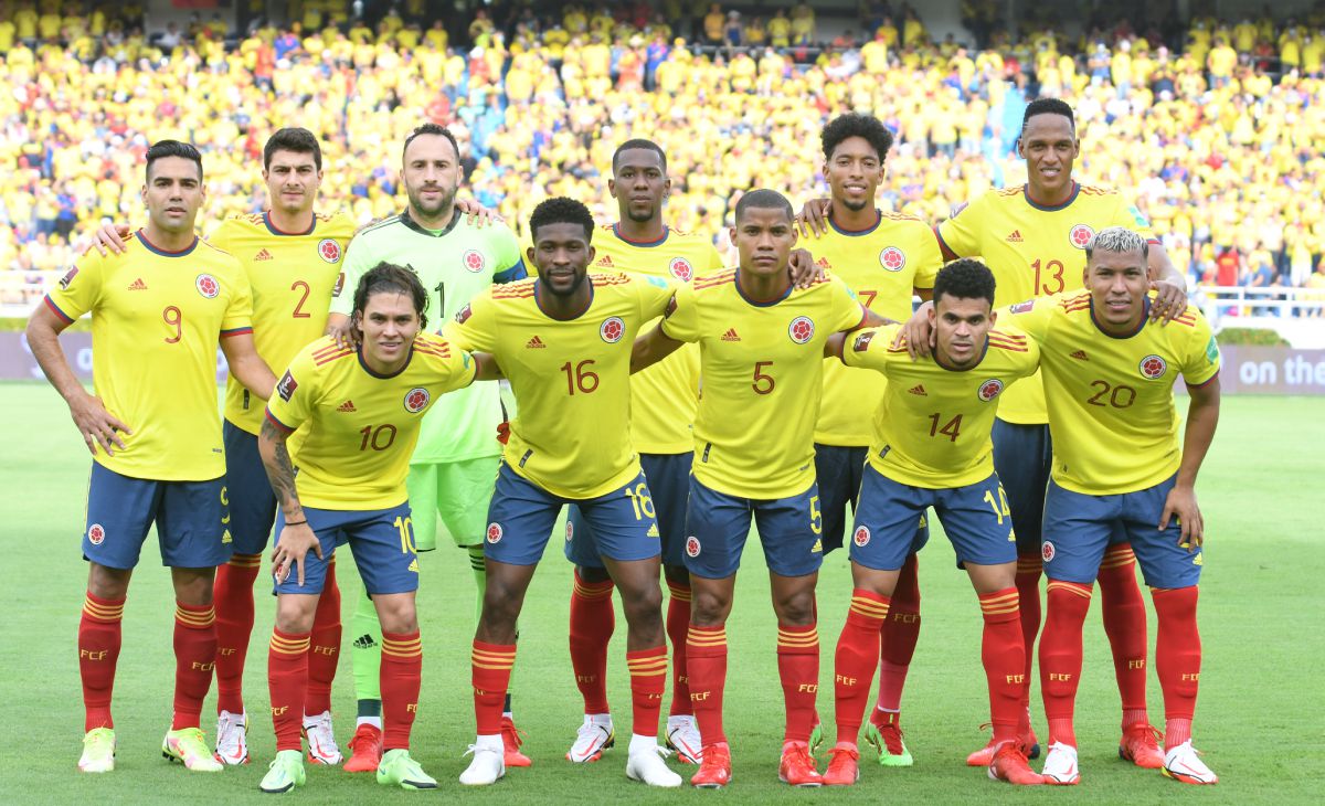 Selección Colombia en su juego ante Brasil