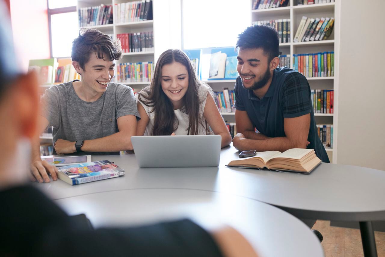 Los jóvenes que accedan a la beca también recibirán formación en inglés.