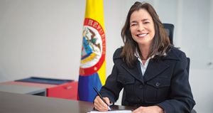   La presidenta de ProColombia, Carmen Caballero, está en el ojo del huracán por una cuestionada gestión. Es amiga de la primera dama Verónica Alcocer.