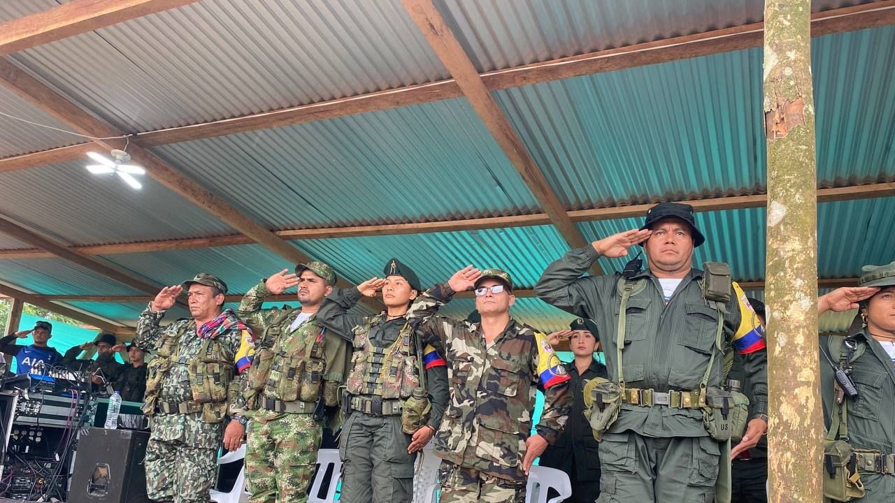 Comandantes de las disidencias de Farc se reunieron en el departamento de Caquetá para dar a conocer sus negociadores de paz.