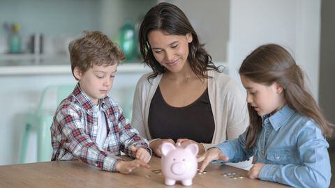 La educación financiera en los niños y jóvenes, de educación primaria, secundaria e incluso técnica, contribuirá a la inclusión de mujeres al sistema financiero.