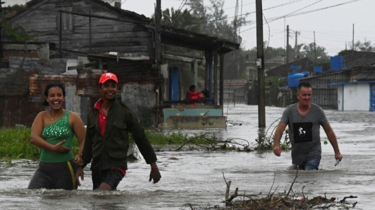 El huracán Ian causó varias inundaciones tras su paso por la isla de Cuba