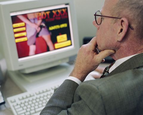 Pilas, estos son los efectos en el cerebro de ver pornografía en exceso, según especialistas