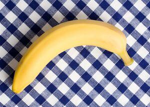 El banano: El investigador Leigh Gibson encontró que “el cerebro funciona mejor con 25 gramos de glucosa circulando en el torrente sanguíneo, es decir, la cantidad que tiene el banano”.  Foto: Pantherstock