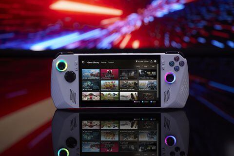 “Juega solo, conéctate a un televisor para jugar con amigos o eleva tu experiencia al siguiente nivel con las GPU externas ROG XG Mobile”, señala ASUS.