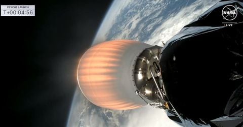 La NASA lanza con éxito su misión Psyche a un asteroide metálico