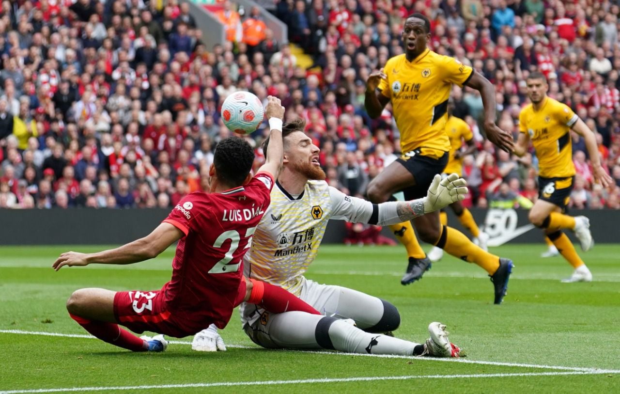 Se busca campeón de la Premier League. Luis Díaz titular en el último juego del Liverpool  vs Wolves.